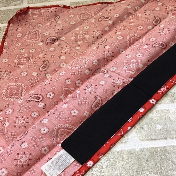 Thermo-Cool Bandana Red Paisley - Picture 2 of 6
